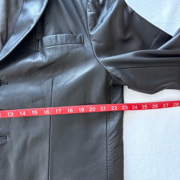 Kenneth Cole Black “70’s” 3 Button Double Vent Classic Leather Blazer Size (L) - Picture 14 of 16